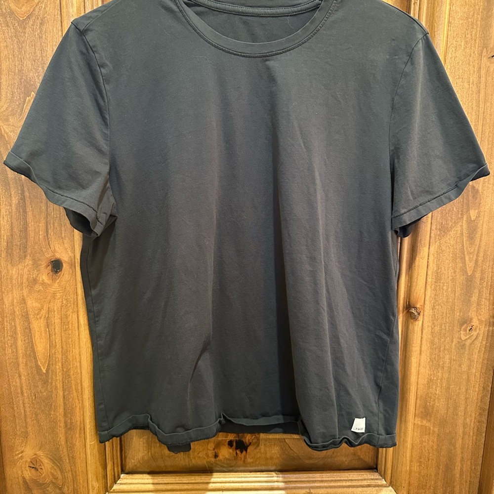 Vuori Black T-Shirt